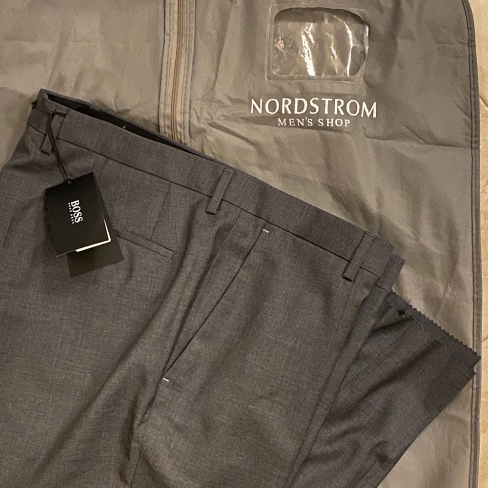 Men’s Hugo Boss Wool Slacks 36R Genesis2 Fit
